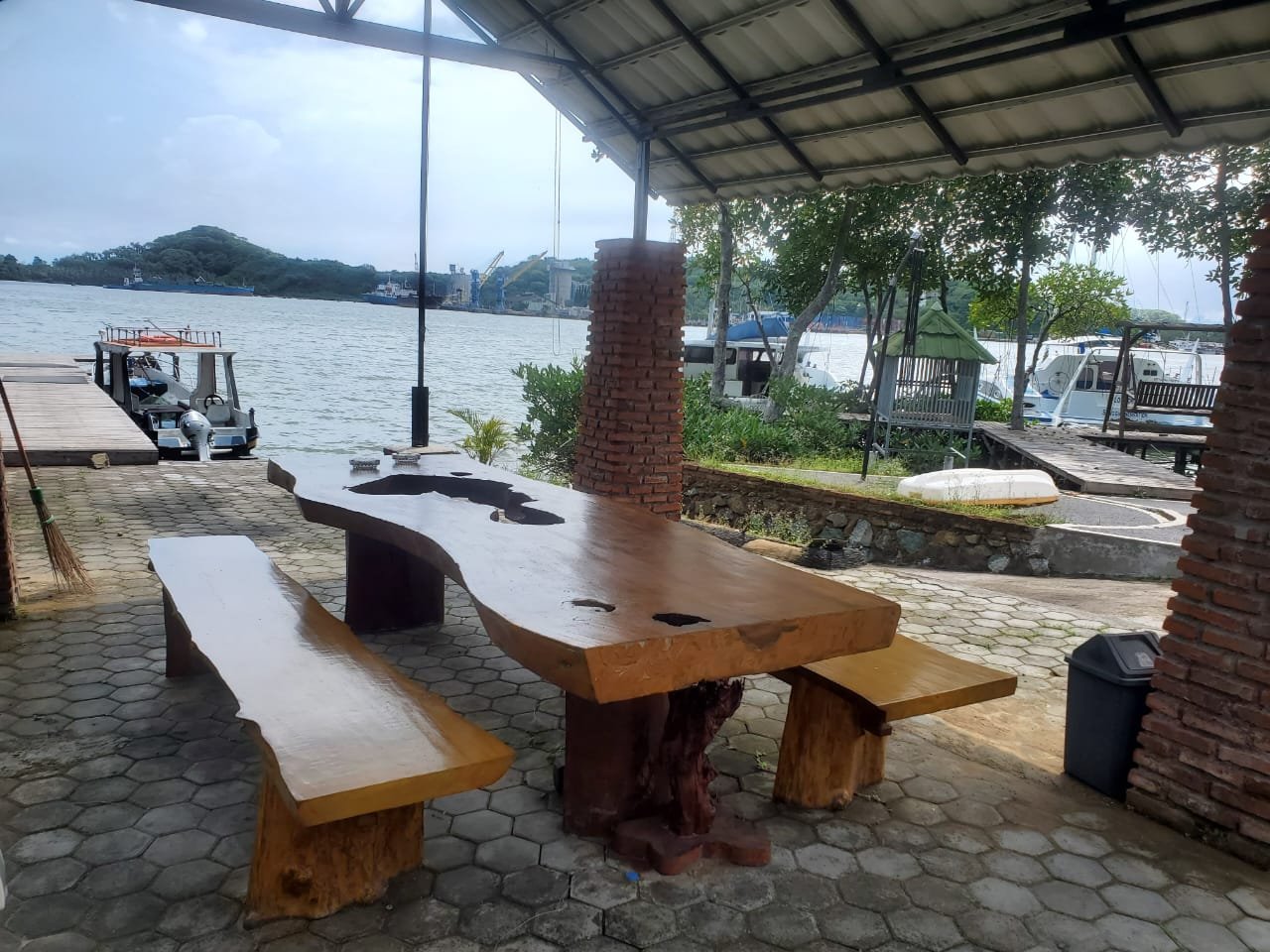 b01462f7-f84c-4376-85e3-962a757d1600