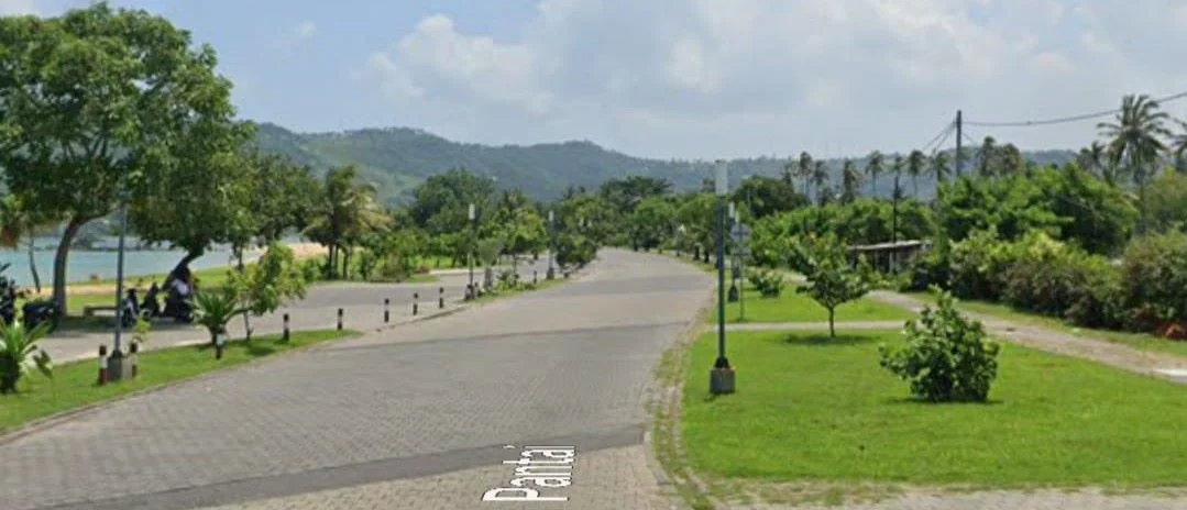 Tanah di Kuta lombok