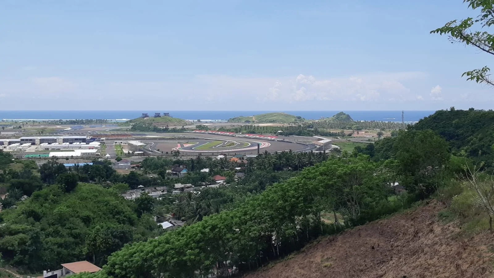Tanah Sentral kuta Lombok